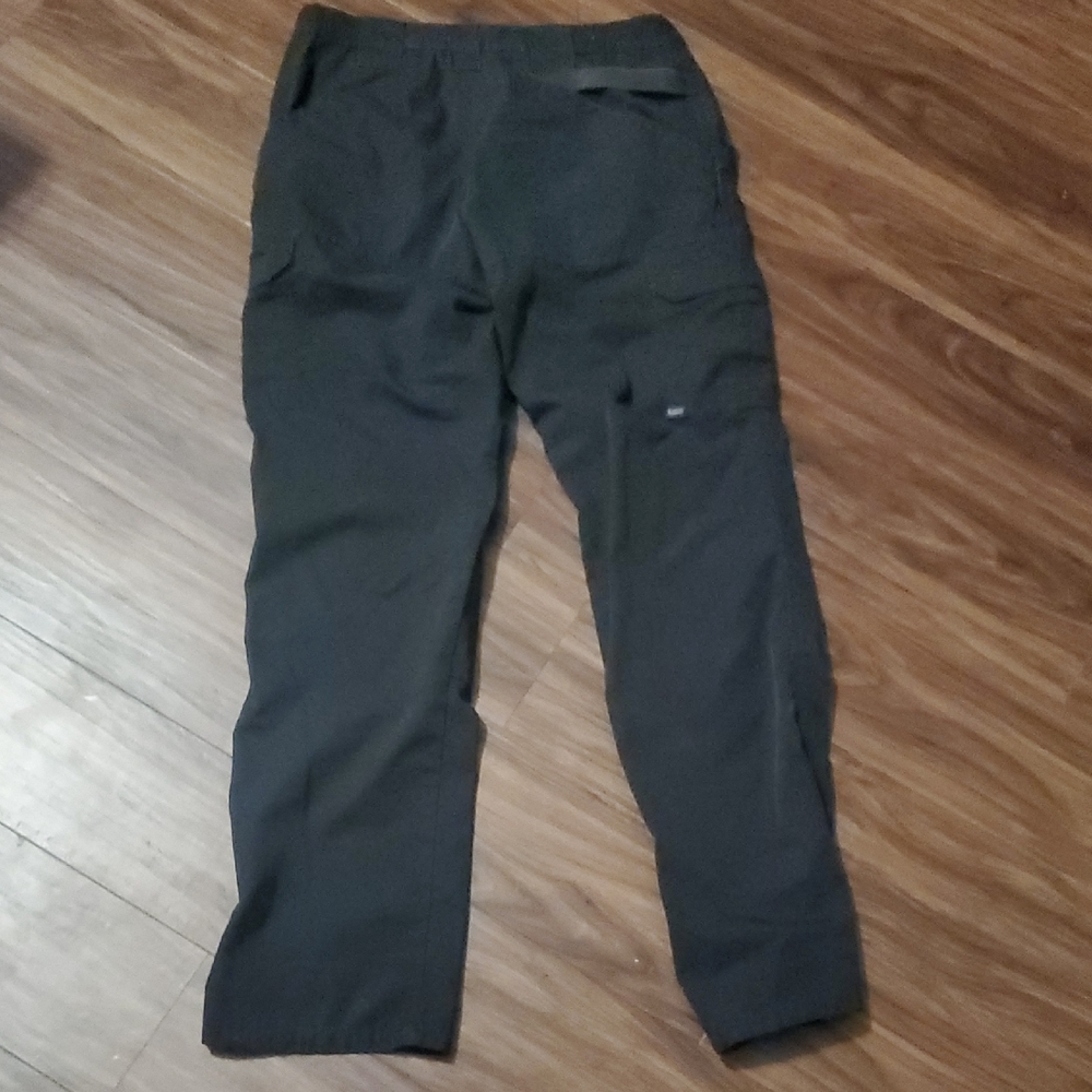 5.11 Tactical Women's Black Cargo Pants with D‑Ring and Utility Pockets - Picture 9 of 10
